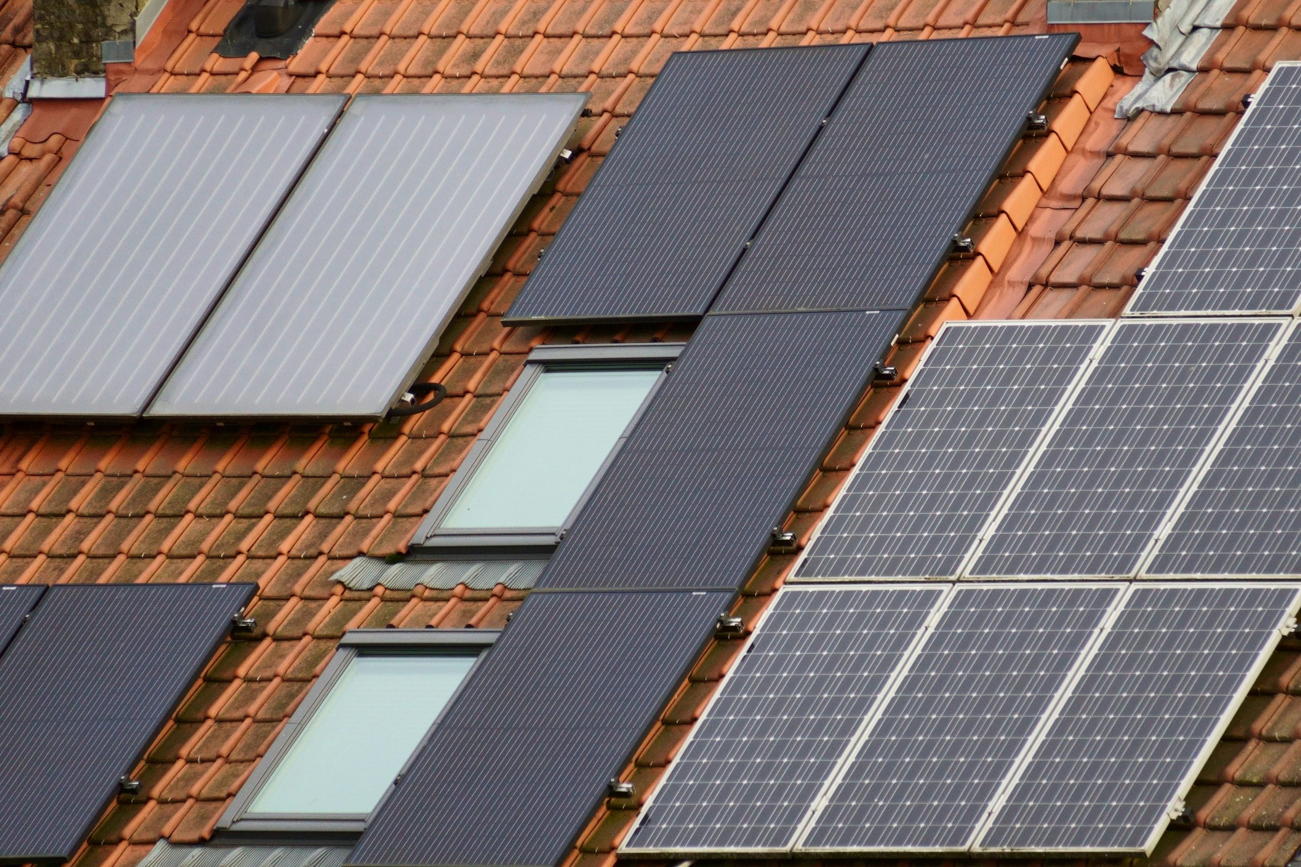 Embracing Solar Solutions: The Future of Off-Grid Living in 2025