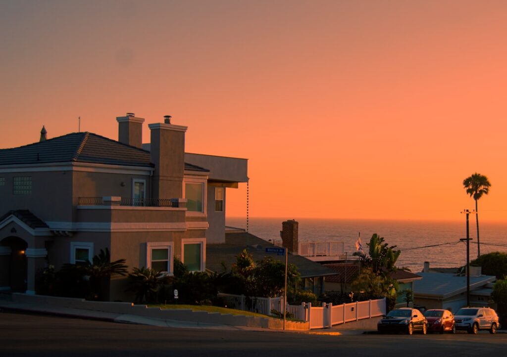 Los Angeles-area home at sunset for solar and battery planning